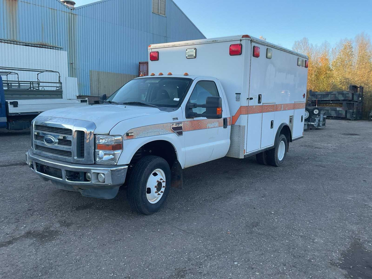 2008 FORD F-350 XLT SUPER DUTY AMBULANCE COMMERCIAL VEHICLES - Furgoneta: foto 1 2008 FORD F-350 XLT SUPER DUTY AMBULANCE COMMERCIAL VEHICLES - Furgoneta: foto 1