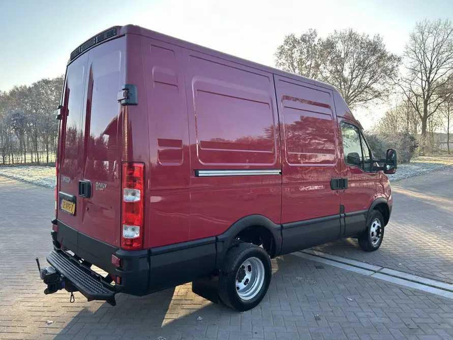 2008 IVECO DAILY 50C18 COMMERCIAL VEHICLE - Furgoneta: foto 5 2008 IVECO DAILY 50C18 COMMERCIAL VEHICLE - Furgoneta: foto 5