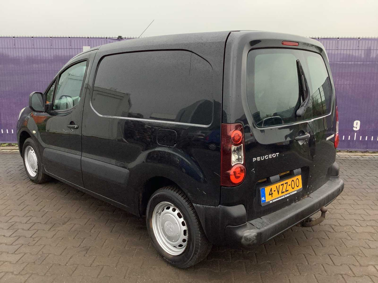 2013 - PEUGEOT - PARTNER - 120 1.6 HDI L1XR PR+ - COMMERCIAL VEHICLE - Furgoneta: foto 3 2013 - PEUGEOT - PARTNER - 120 1.6 HDI L1XR PR+ - COMMERCIAL VEHICLE - Furgoneta: foto 3