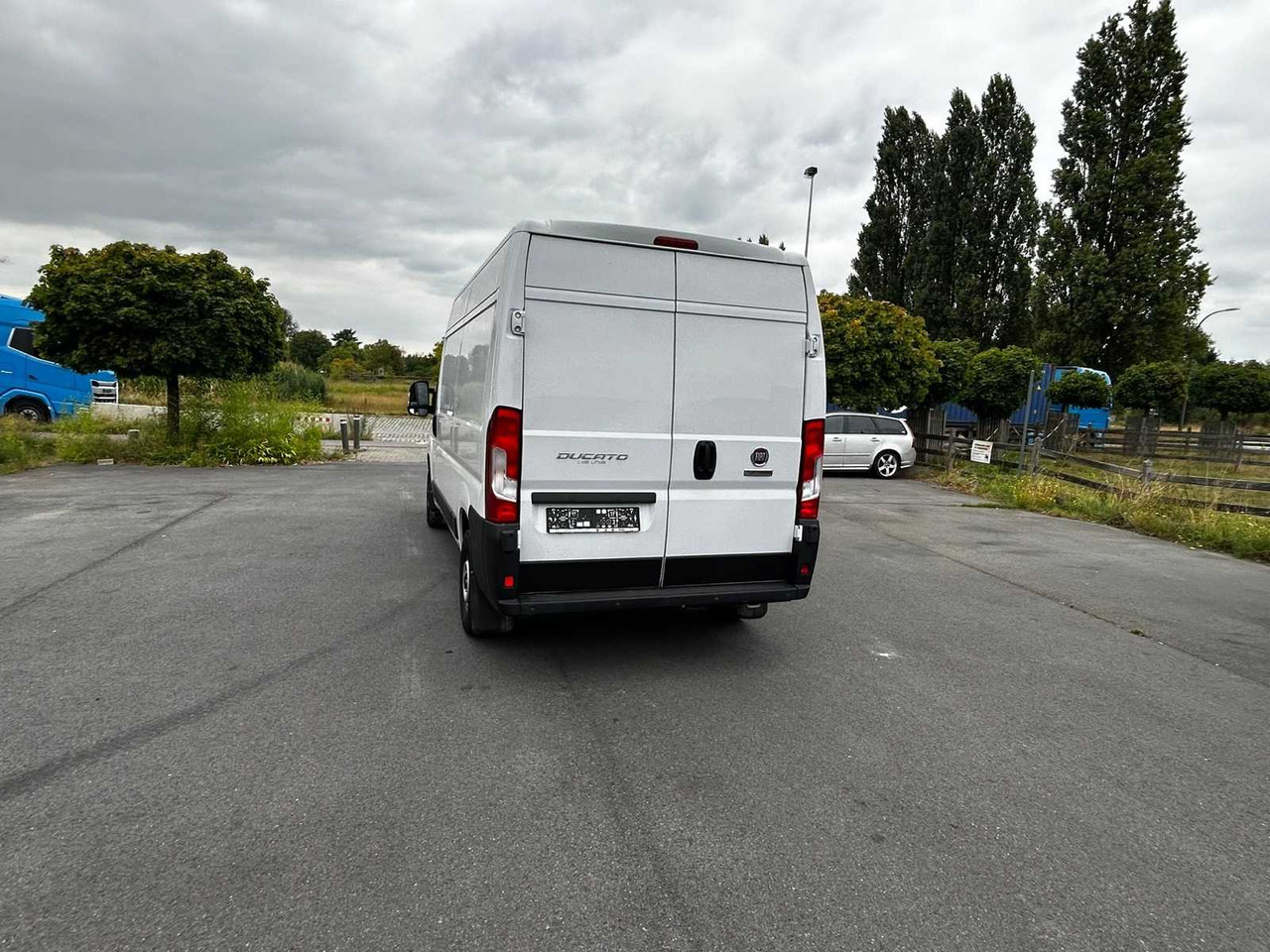 FIAT DUCATO COMMERCIAL VEHICLE - Furgoneta: foto 4 FIAT DUCATO COMMERCIAL VEHICLE - Furgoneta: foto 4