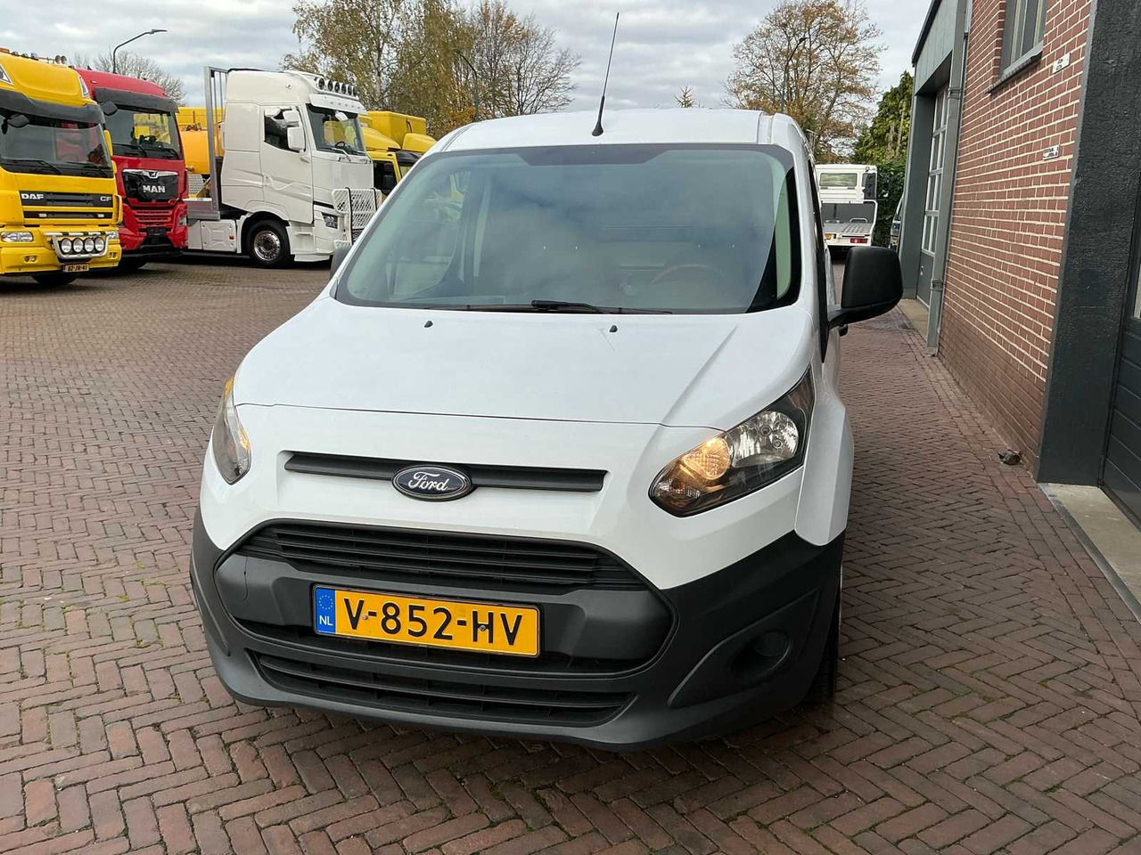 FORD TRANSIT CONNECT 1.5 TDCI L1 ECONOMY VAN - Furgoneta: foto 4 FORD TRANSIT CONNECT 1.5 TDCI L1 ECONOMY VAN - Furgoneta: foto 4