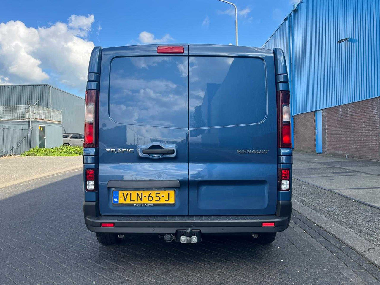 RENAULT TRAFIC 2.0 DCI 120 T29 L2H1 DOUBLE CABIN 6-PERS WORK EDITION | EURO 6 | VANS | VLN-65-J - Furgoneta: foto 4 RENAULT TRAFIC 2.0 DCI 120 T29 L2H1 DOUBLE CABIN 6-PERS WORK EDITION | EURO 6 | VANS | VLN-65-J - Furgoneta: foto 4