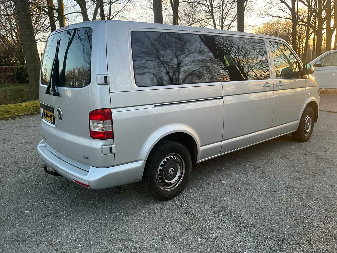 VOLKSWAGEN - TRANSPORTER - 2.0 TDI L2H1 4M BUDC - COMMERCIAL VEHICLE - Furgoneta: foto 3 VOLKSWAGEN - TRANSPORTER - 2.0 TDI L2H1 4M BUDC - COMMERCIAL VEHICLE - Furgoneta: foto 3