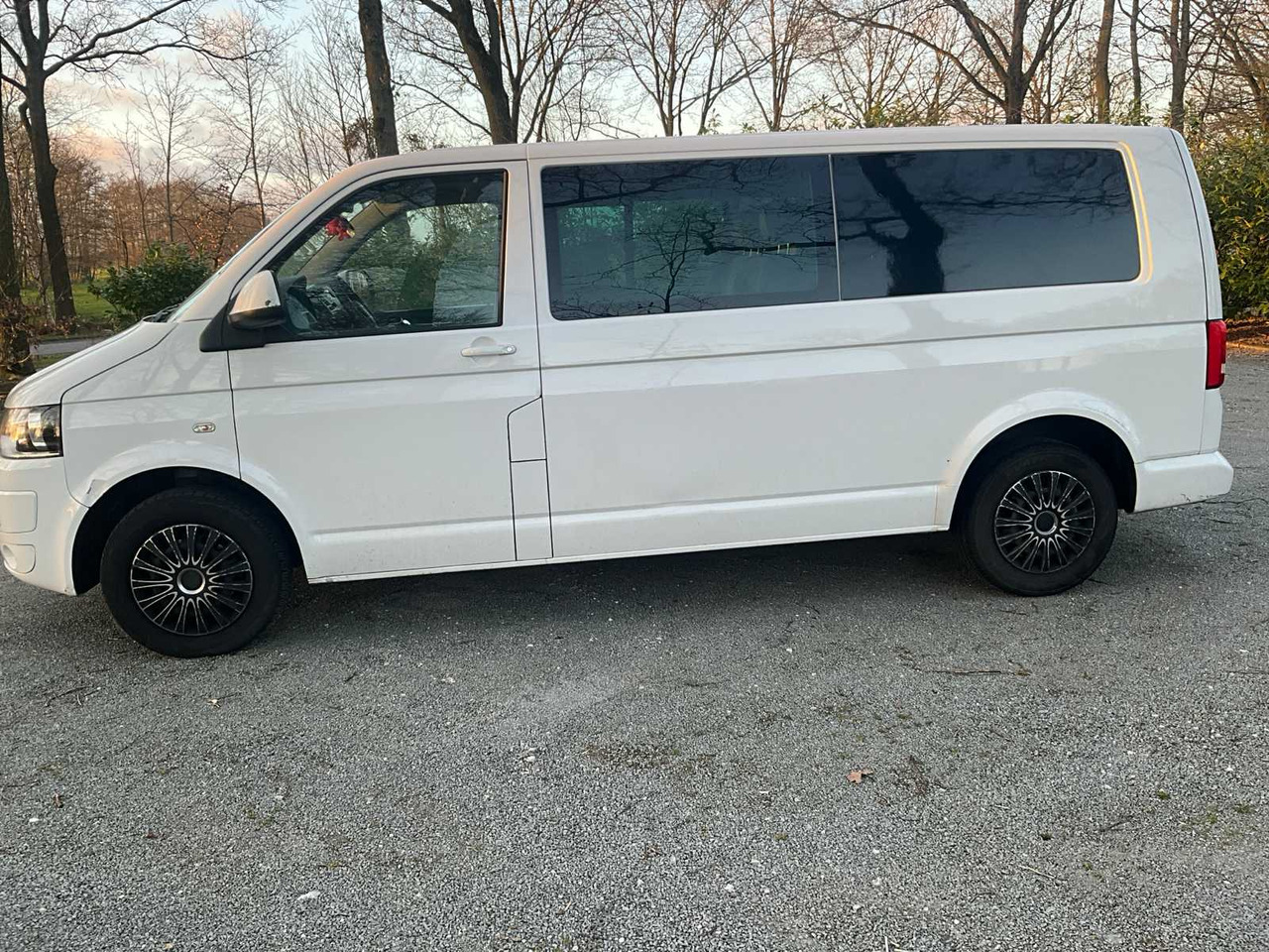 VOLKSWAGEN - TRANSPORTER - 2.0 TDI L2H1 4M BUDC - COMMERCIAL VEHICLE - Furgoneta: foto 5 VOLKSWAGEN - TRANSPORTER - 2.0 TDI L2H1 4M BUDC - COMMERCIAL VEHICLE - Furgoneta: foto 5