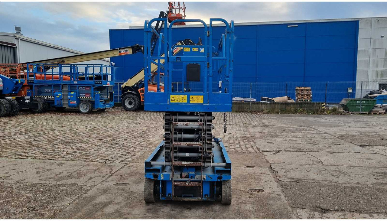 Plataforma elevadora GENIE - GS4047 - AERIAL WORK PLATFORMS - 2016 (ESN14016047): foto 6 Plataforma elevadora GENIE - GS4047 - AERIAL WORK PLATFORMS - 2016 (ESN14016047): foto 6
