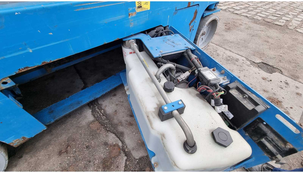 Plataforma elevadora GENIE - GS4047 - AERIAL WORK PLATFORMS - 2016 (ESN14016047): foto 23 Plataforma elevadora GENIE - GS4047 - AERIAL WORK PLATFORMS - 2016 (ESN14016047): foto 23