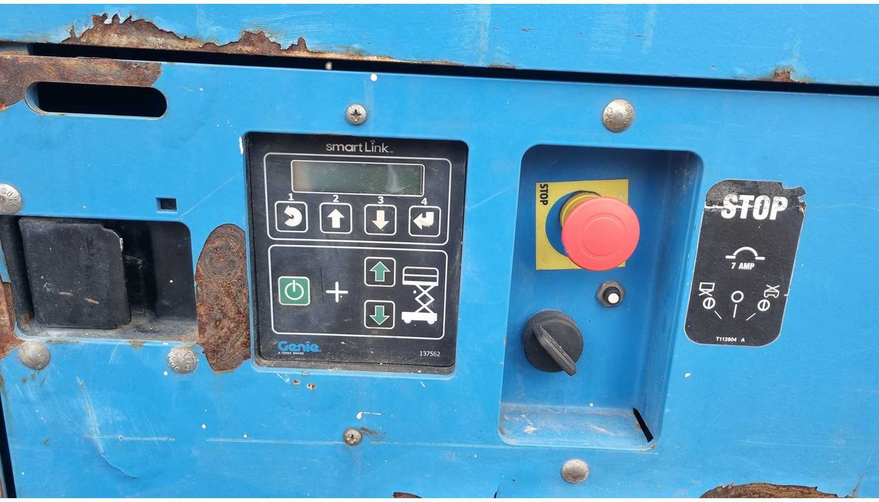 Plataforma elevadora GENIE - GS4047 - AERIAL WORK PLATFORMS - 2016 (ESN14016047): foto 14 Plataforma elevadora GENIE - GS4047 - AERIAL WORK PLATFORMS - 2016 (ESN14016047): foto 14