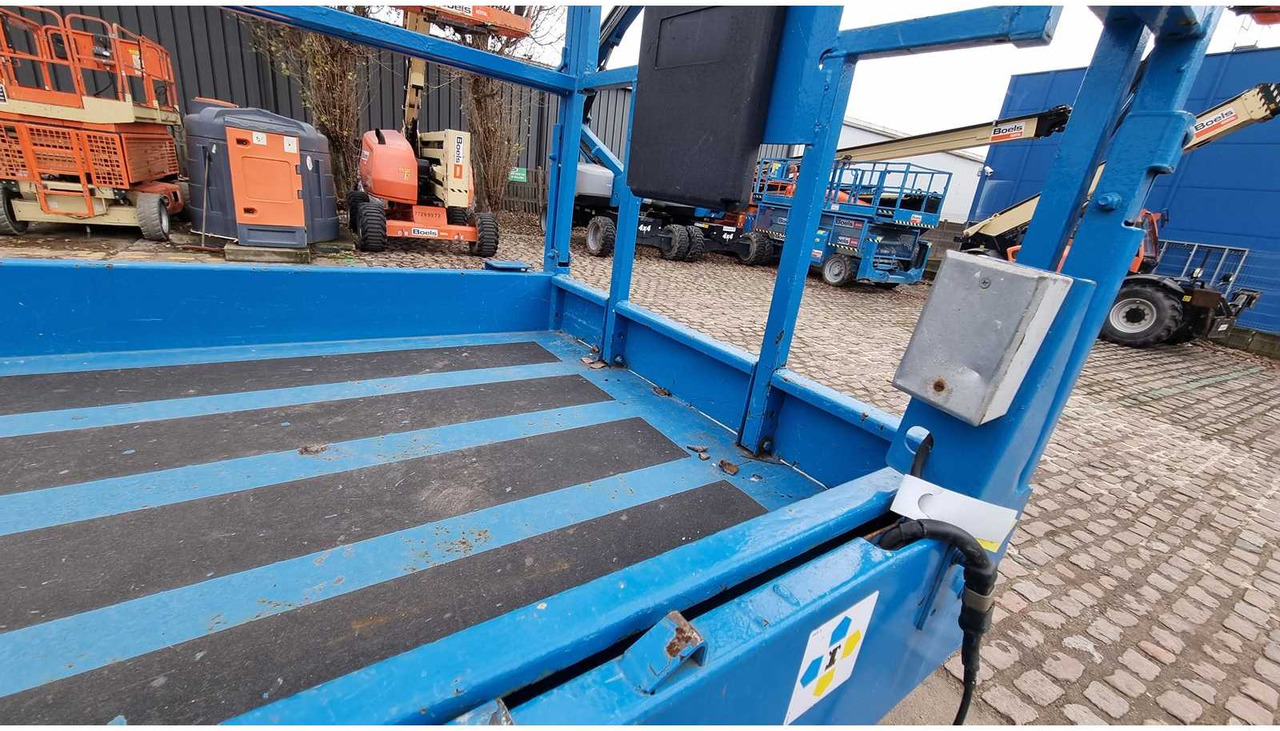 Plataforma elevadora GENIE - GS4047 - AERIAL WORK PLATFORMS - 2016 (ESN14016047): foto 19 Plataforma elevadora GENIE - GS4047 - AERIAL WORK PLATFORMS - 2016 (ESN14016047): foto 19