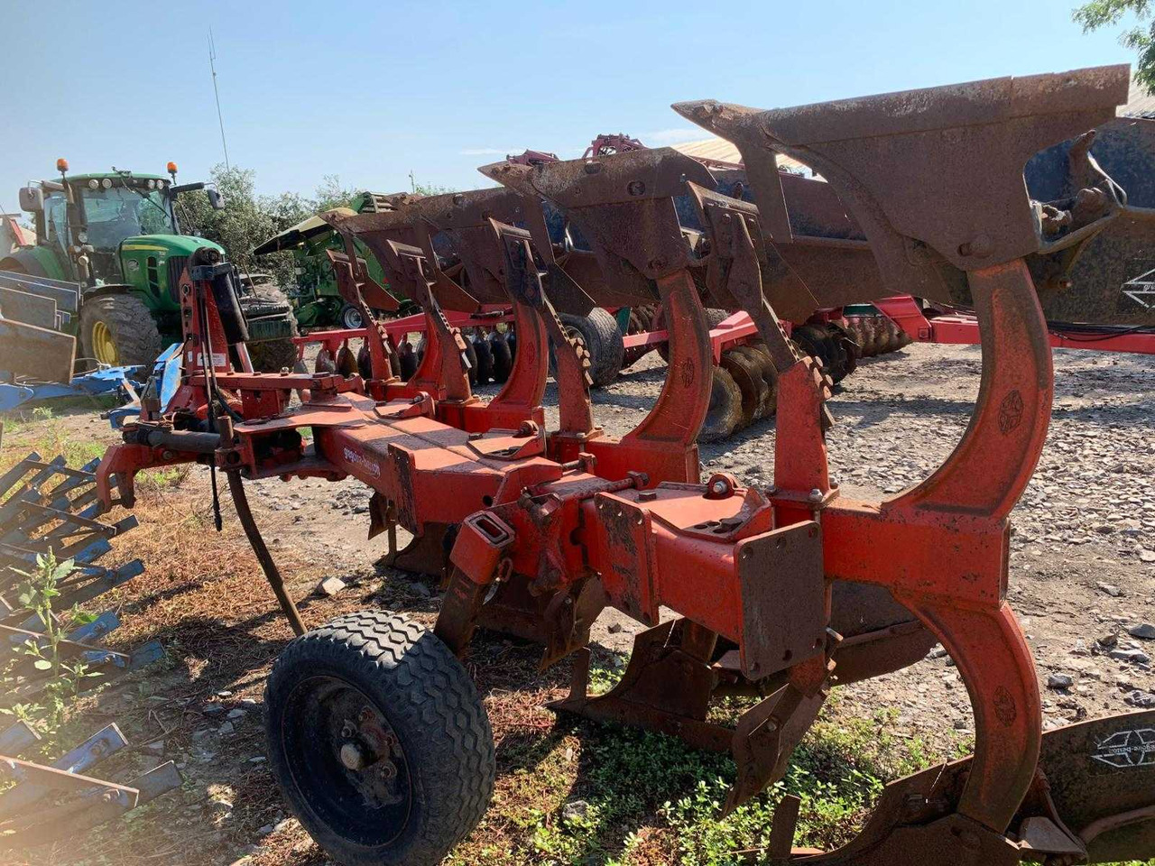 Gregoire Besson  - Arado: foto 1 Gregoire Besson  - Arado: foto 1