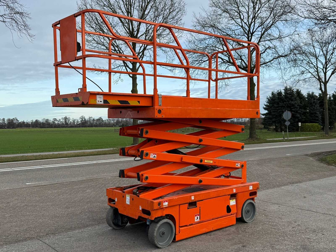 HAULOTTE - 2007 - COMPACT 10 - AERIAL PLATFORM - Plataforma elevadora: foto 5 HAULOTTE - 2007 - COMPACT 10 - AERIAL PLATFORM - Plataforma elevadora: foto 5