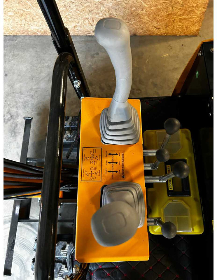 Miniexcavadora HT10 MINI EXCAVATOR 2025: foto 19