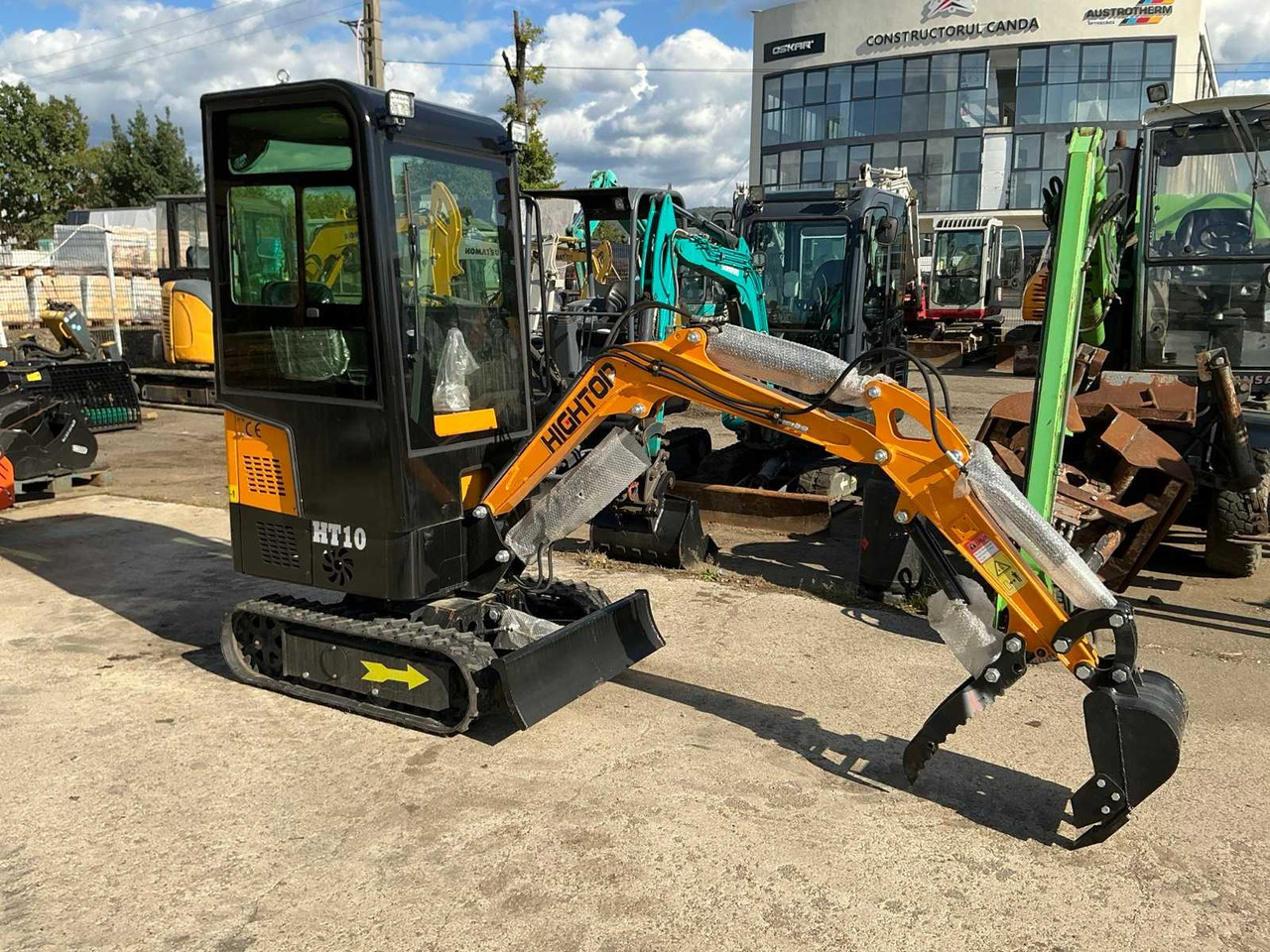 High top HT10 - Miniexcavadora: foto 1 High top HT10 - Miniexcavadora: foto 1