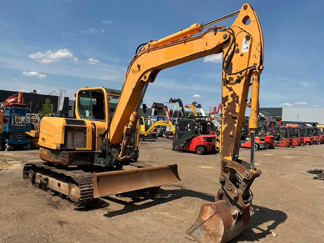 Hyundai Robex 80cr - Excavadora de cadenas: foto 5 Hyundai Robex 80cr - Excavadora de cadenas: foto 5