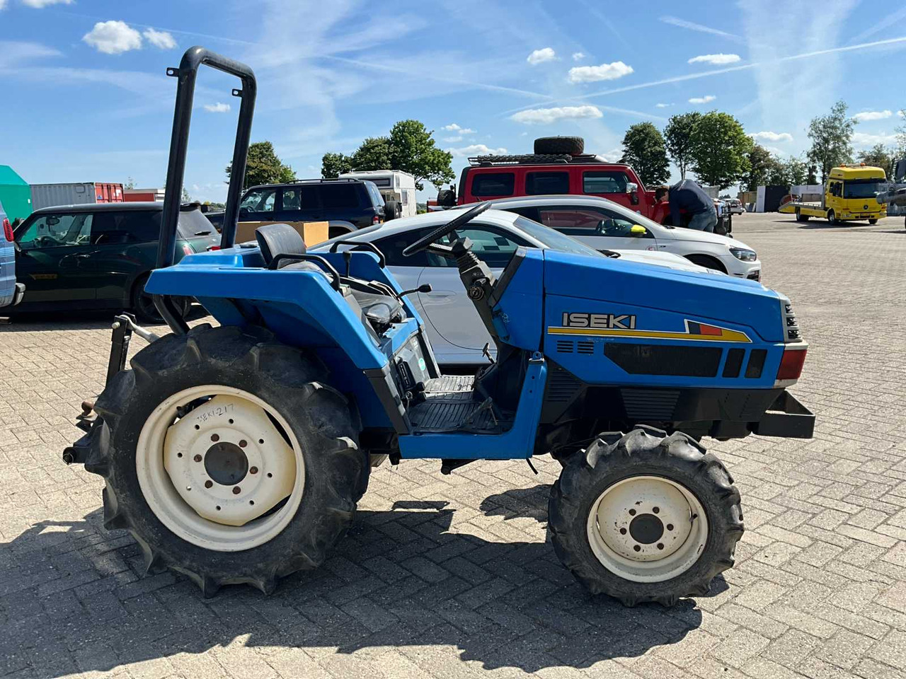 Iseki TU217F - Mini tractor: foto 4 Iseki TU217F - Mini tractor: foto 4