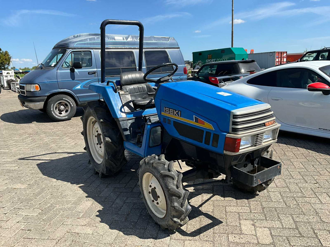 Iseki TU217F - Mini tractor: foto 3 Iseki TU217F - Mini tractor: foto 3