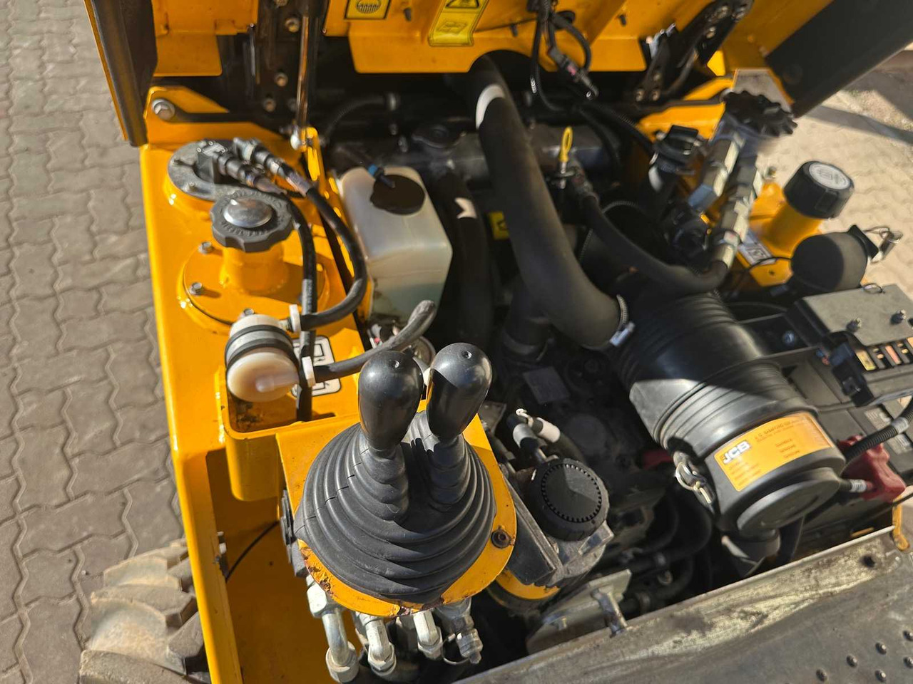 Dúmper JCB 1T-2 High Tip: foto 30