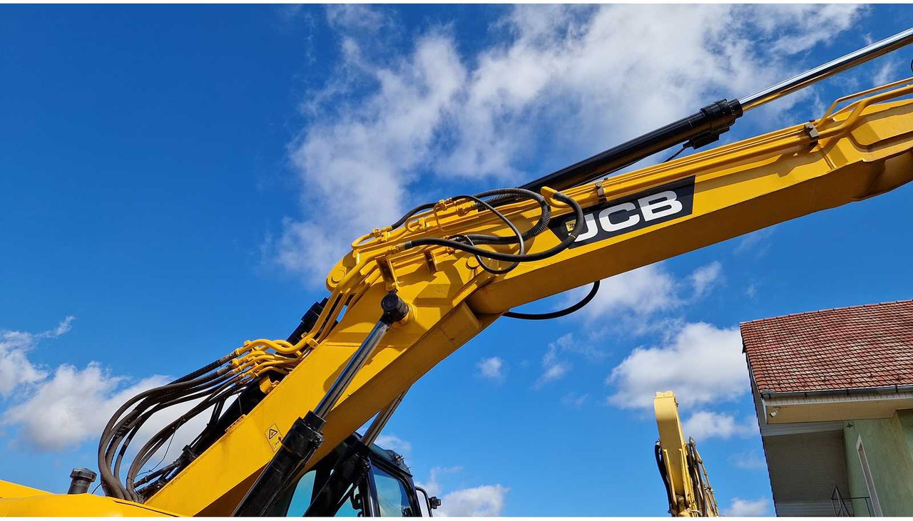 Excavadora de cadenas JCB JZ235LC: foto 19