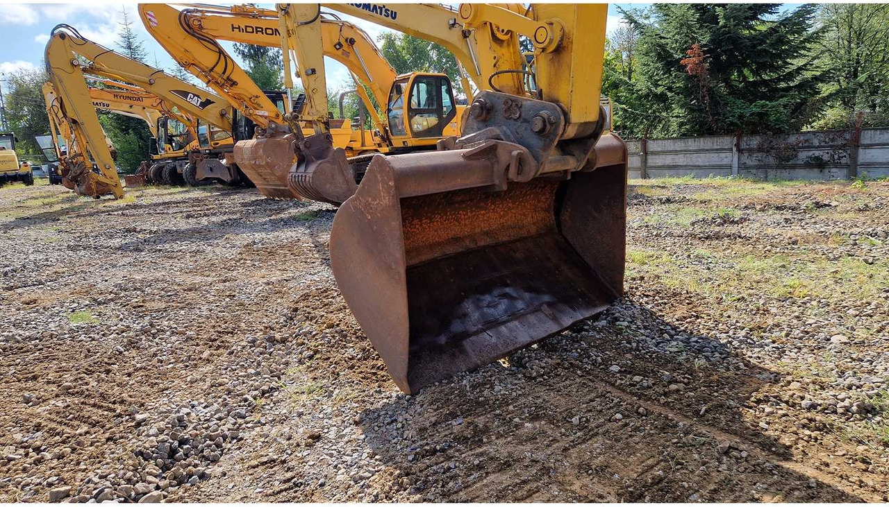Excavadora de cadenas JCB JZ235LC: foto 23