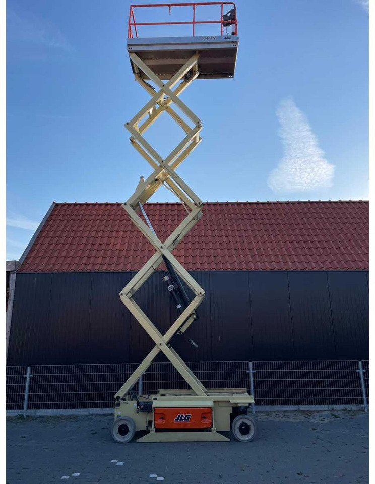Plataforma elevadora JLG 3246ES: foto 10