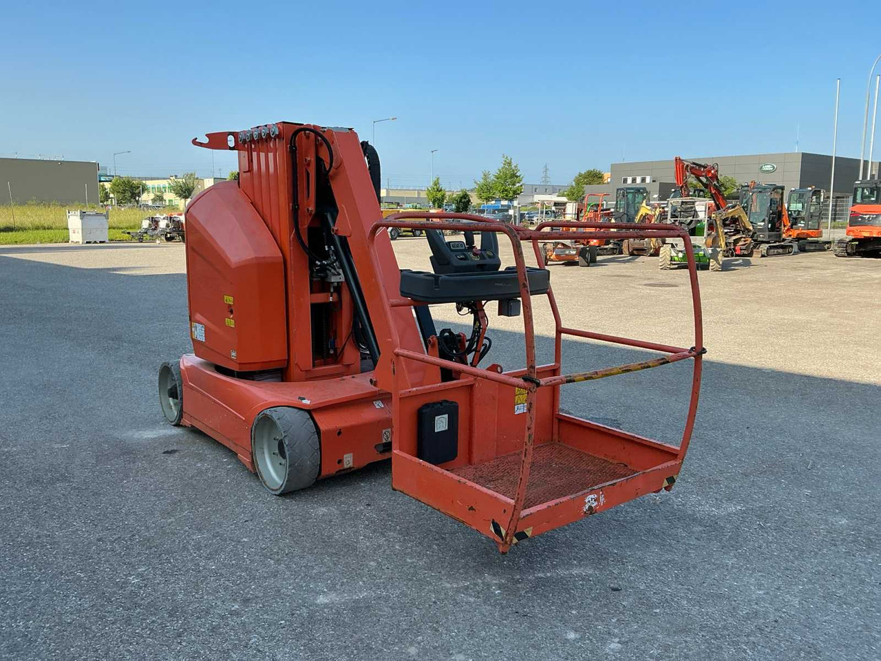 JLG Toucan 12E - Plataforma elevadora: foto 3 JLG Toucan 12E - Plataforma elevadora: foto 3