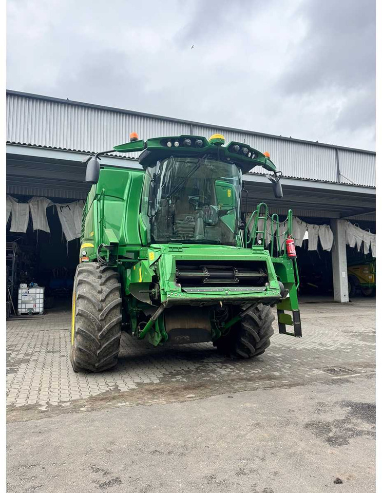 JOHN DEERE T660I - Cosechadora de granos: foto 3 JOHN DEERE T660I - Cosechadora de granos: foto 3