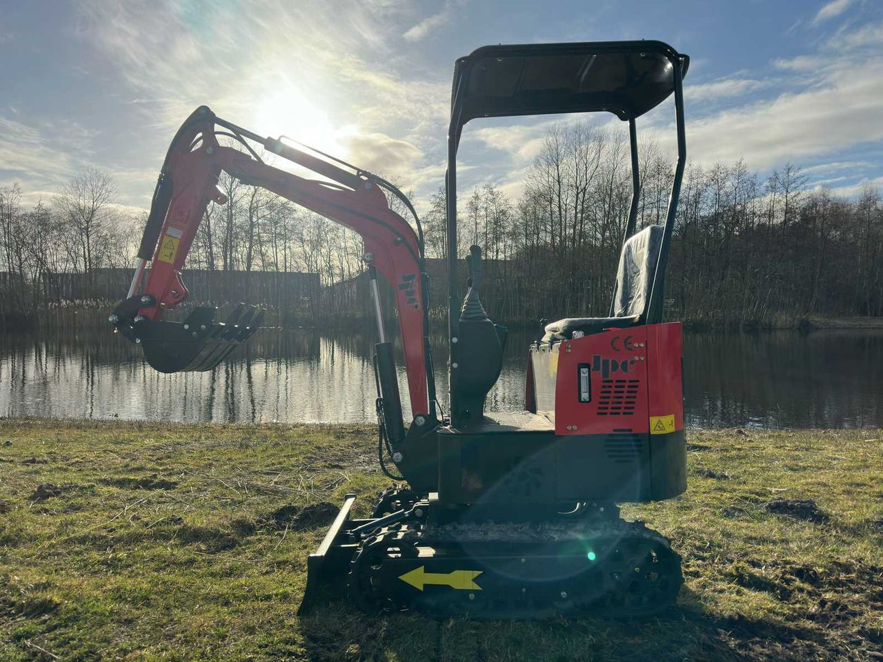 Miniexcavadora JPC HT12: foto 7