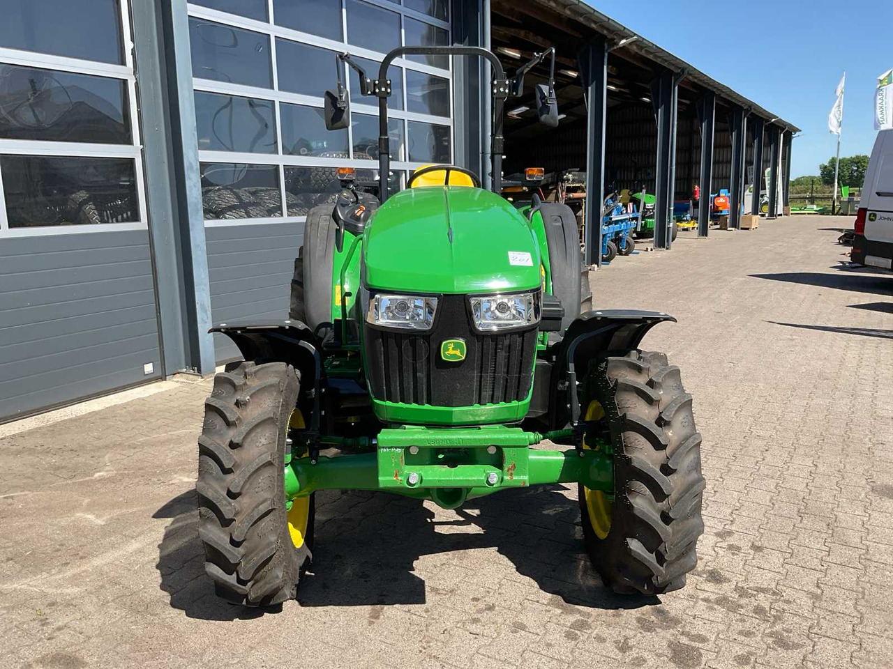 John Deere 5050E - Tractor: foto 3 John Deere 5050E - Tractor: foto 3