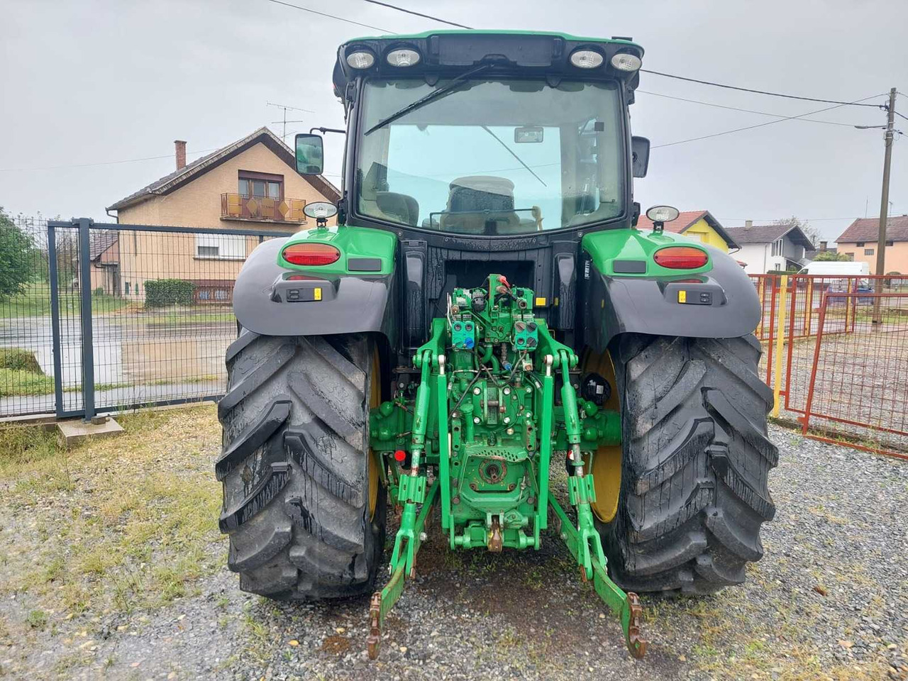 John Deere 6150R - Tractor: foto 4 John Deere 6150R - Tractor: foto 4