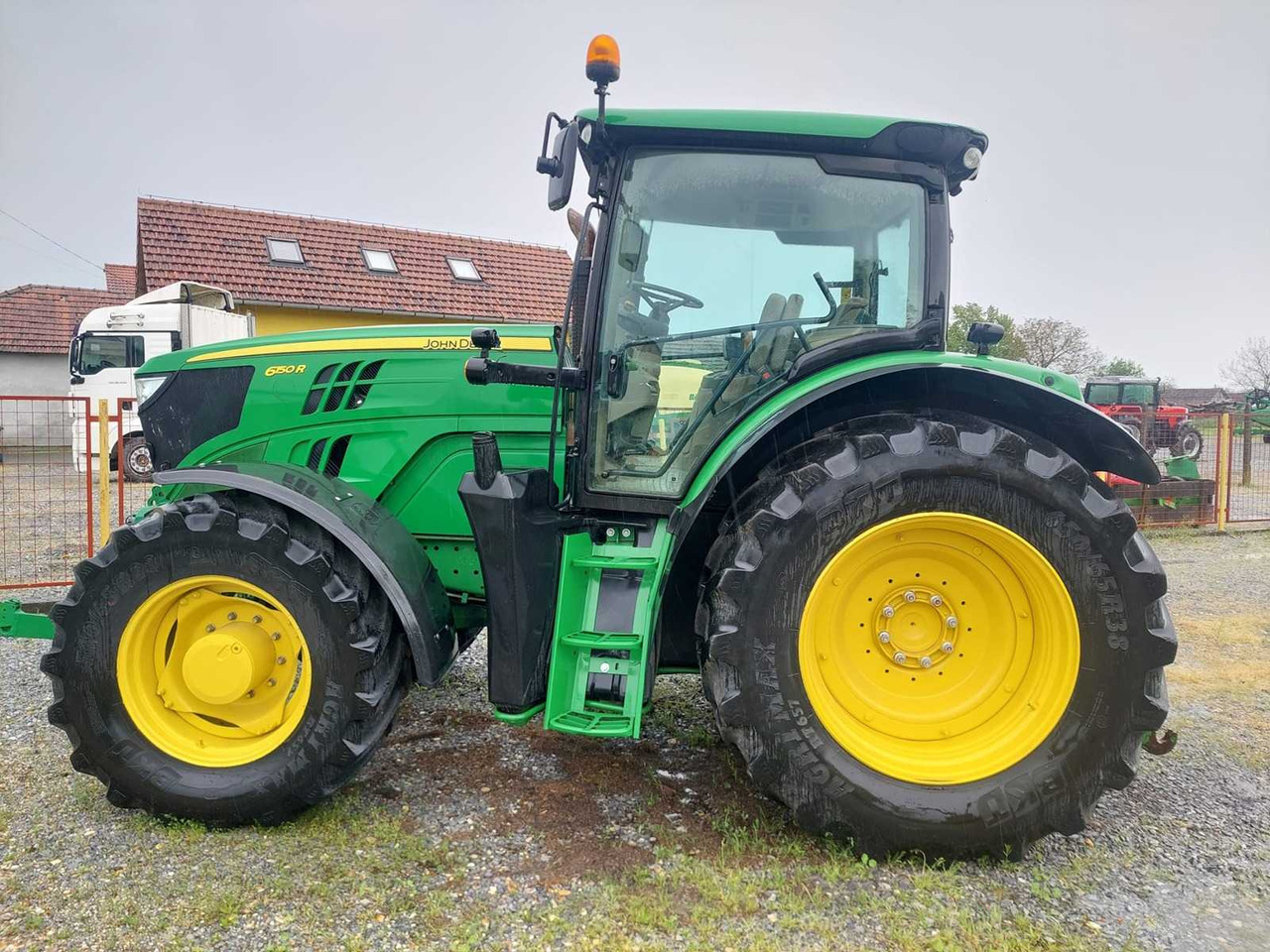 John Deere 6150R - Tractor: foto 3 John Deere 6150R - Tractor: foto 3