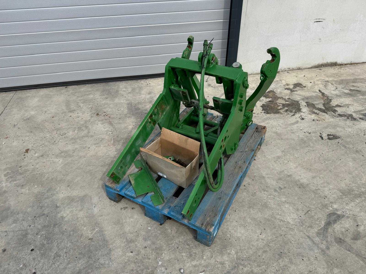 John Deere - Cargador frontal para tractor: foto 2 John Deere - Cargador frontal para tractor: foto 2