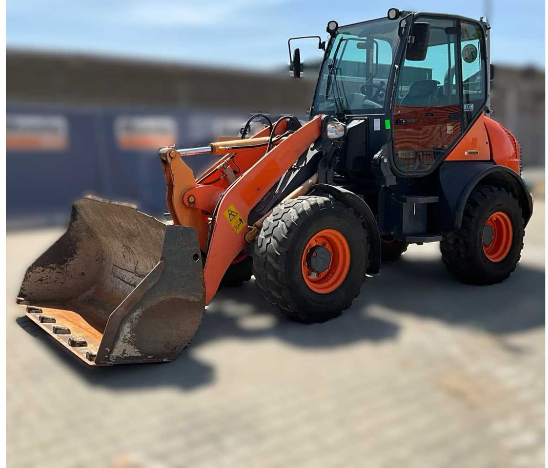 KOMATSU WA80-6 2015 WHEEL LOADER - Cargadora de ruedas: foto 1 KOMATSU WA80-6 2015 WHEEL LOADER - Cargadora de ruedas: foto 1