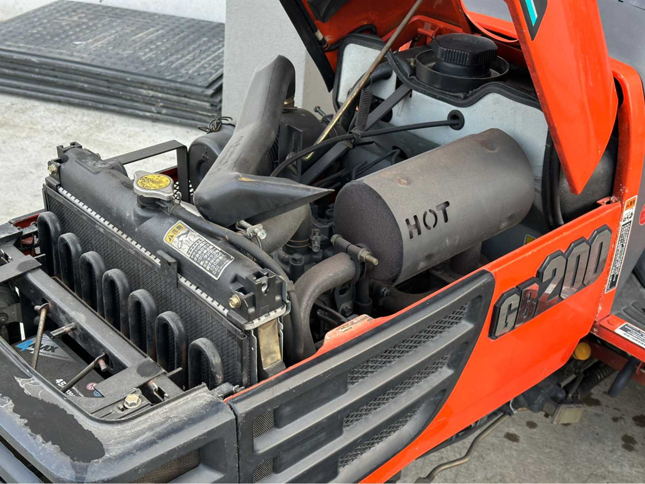 Tractor KUBOTA - GB200 - 4-WHEEL DRIVE TRACTOR: foto 9