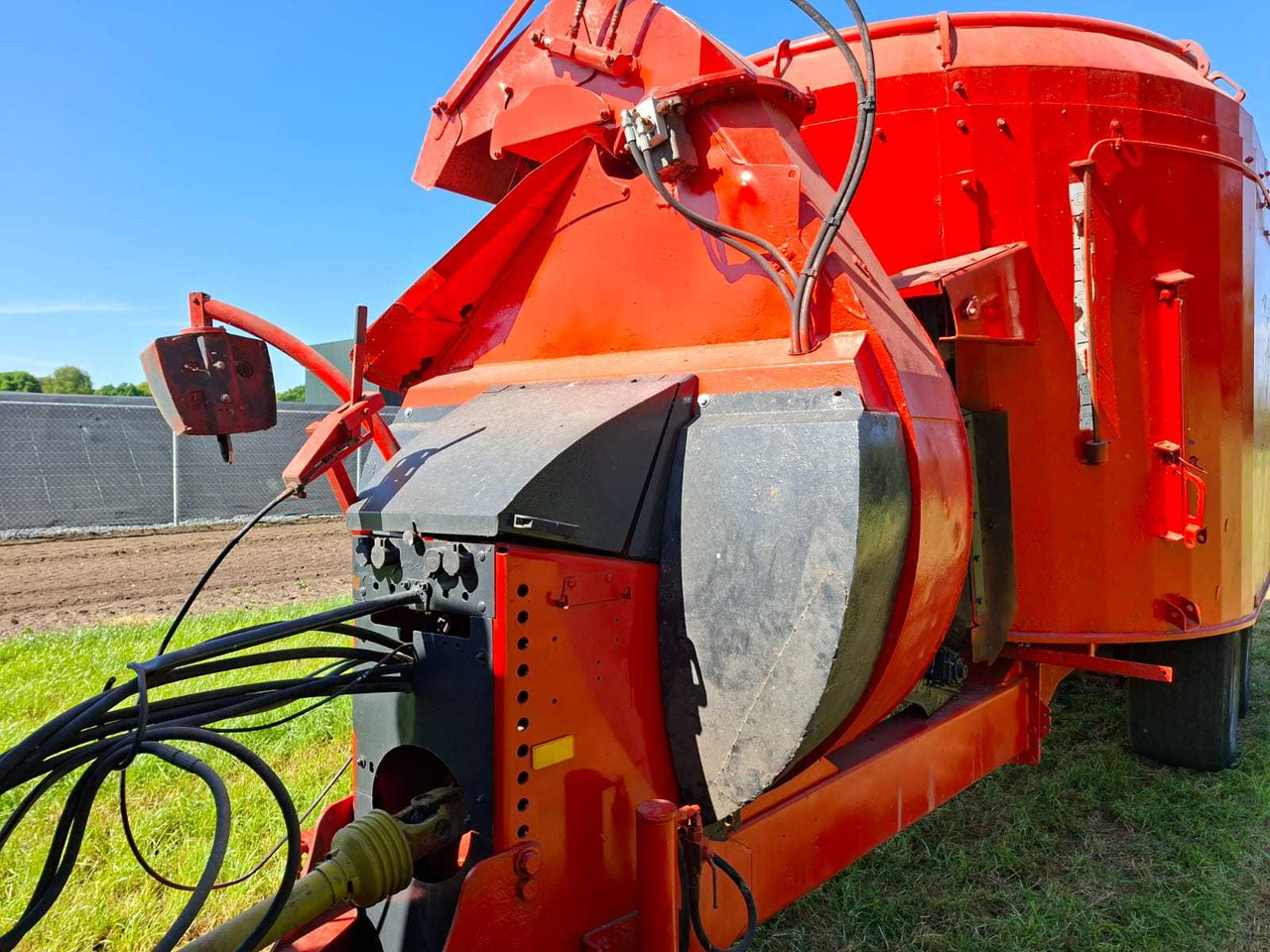 KUHN Euromix Plus 2370 - Desensiladora: foto 5 KUHN Euromix Plus 2370 - Desensiladora: foto 5