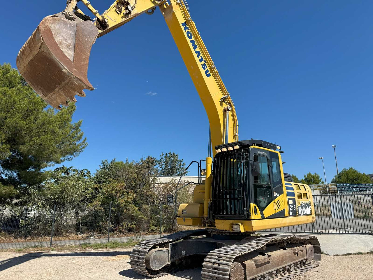 Komatsu HB215LC-2 - Excavadora de cadenas: foto 5 Komatsu HB215LC-2 - Excavadora de cadenas: foto 5