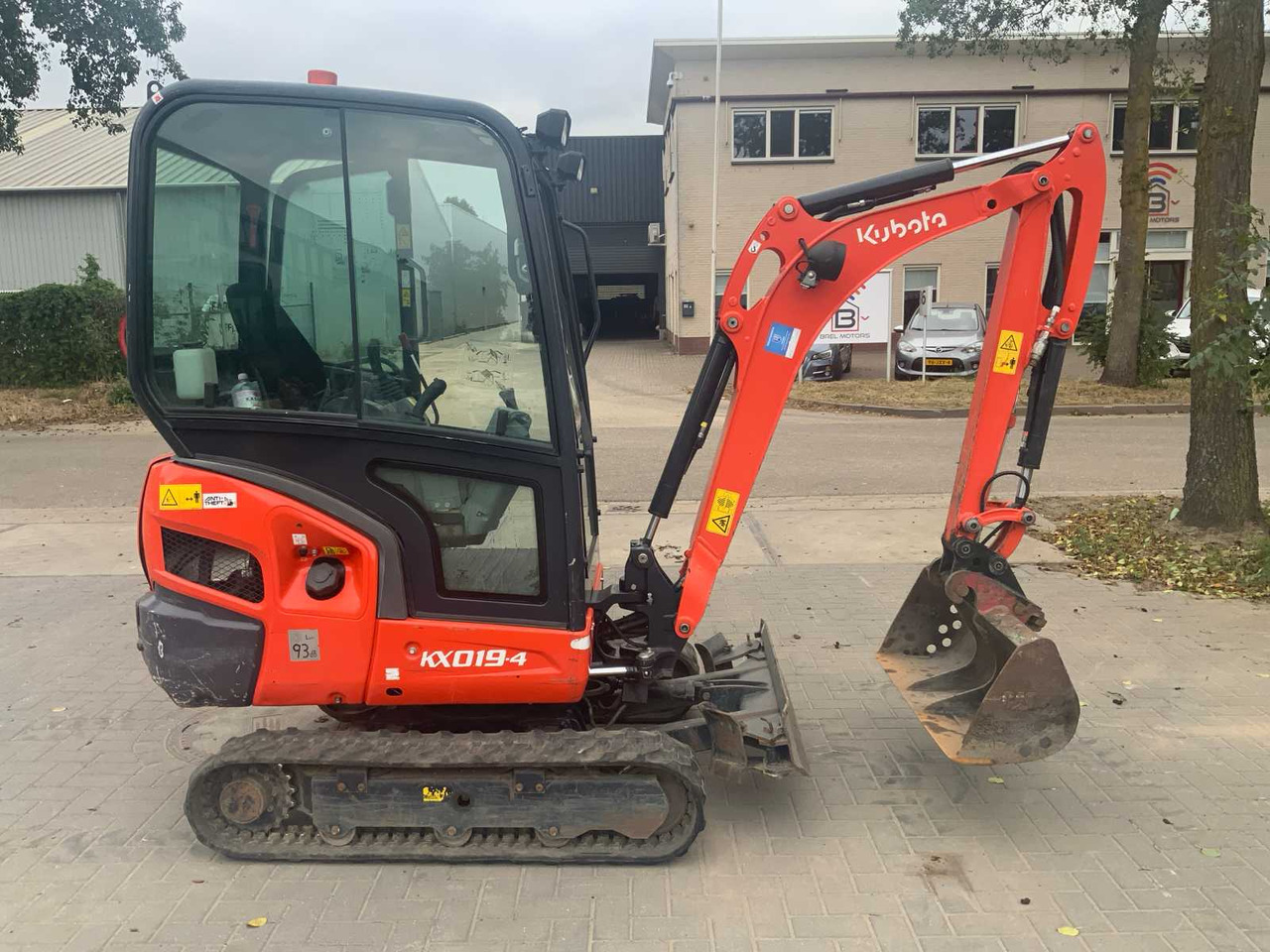 Kubota KX019-4 - Miniexcavadora: foto 1 Kubota KX019-4 - Miniexcavadora: foto 1