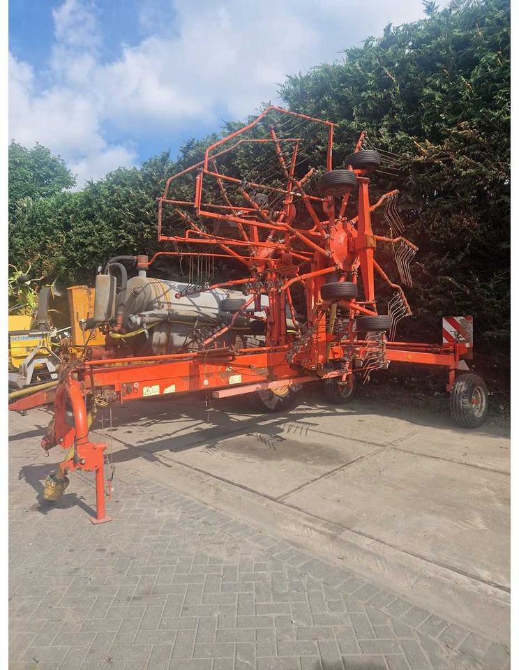 Kuhn GA7501 - Maquinaria de henificación: foto 1 Kuhn GA7501 - Maquinaria de henificación: foto 1