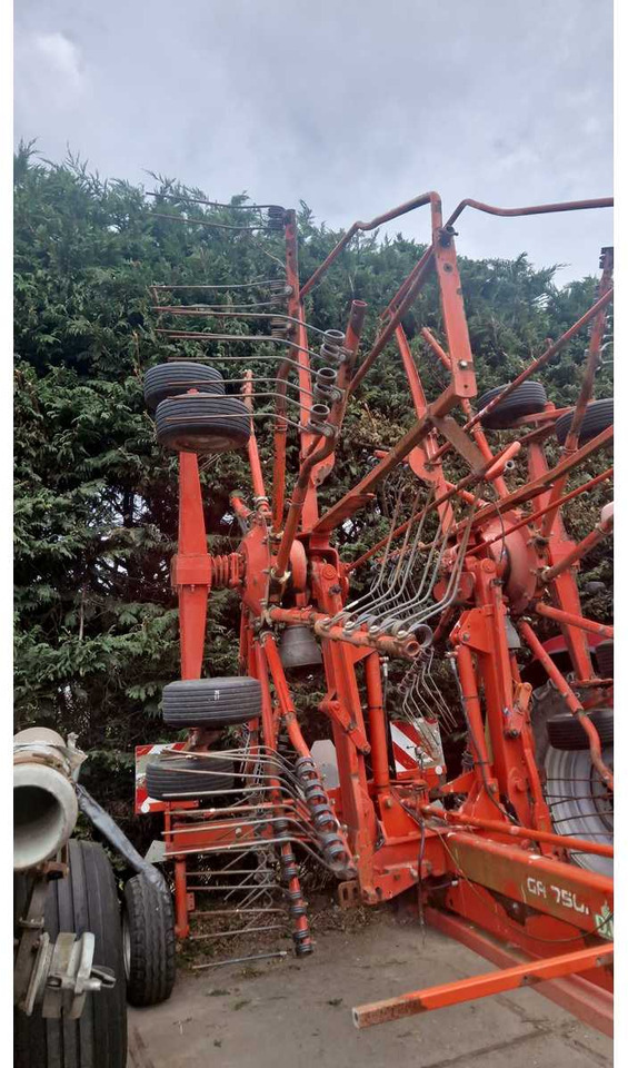 Kuhn GA7501 - Maquinaria de henificación: foto 4 Kuhn GA7501 - Maquinaria de henificación: foto 4