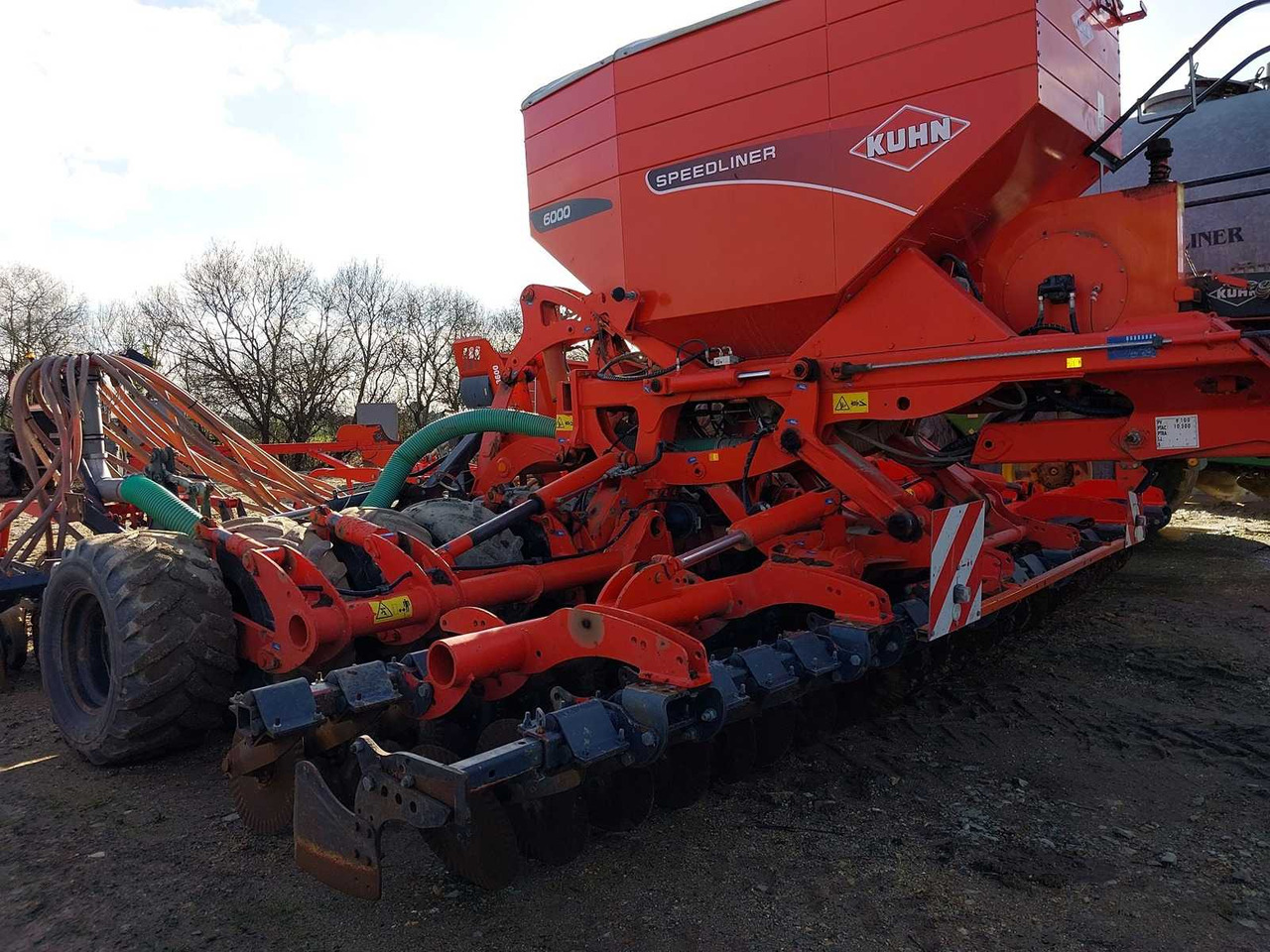 Kuhn Speedliner 6000 - Maquinaria de siembra: foto 5 Kuhn Speedliner 6000 - Maquinaria de siembra: foto 5