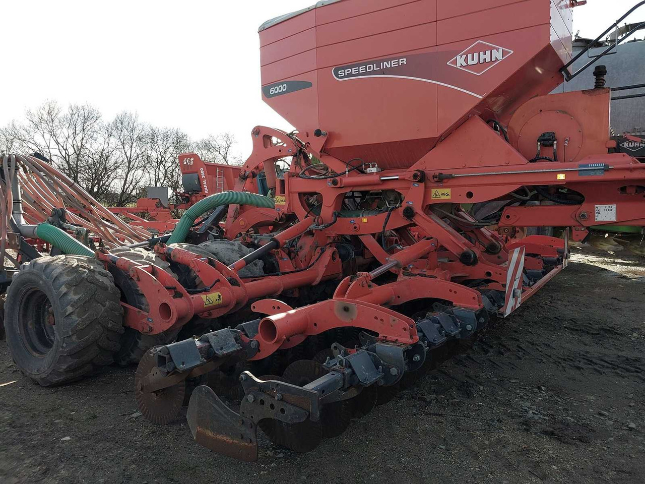 Kuhn Speedliner 6000 - Maquinaria de siembra: foto 4 Kuhn Speedliner 6000 - Maquinaria de siembra: foto 4