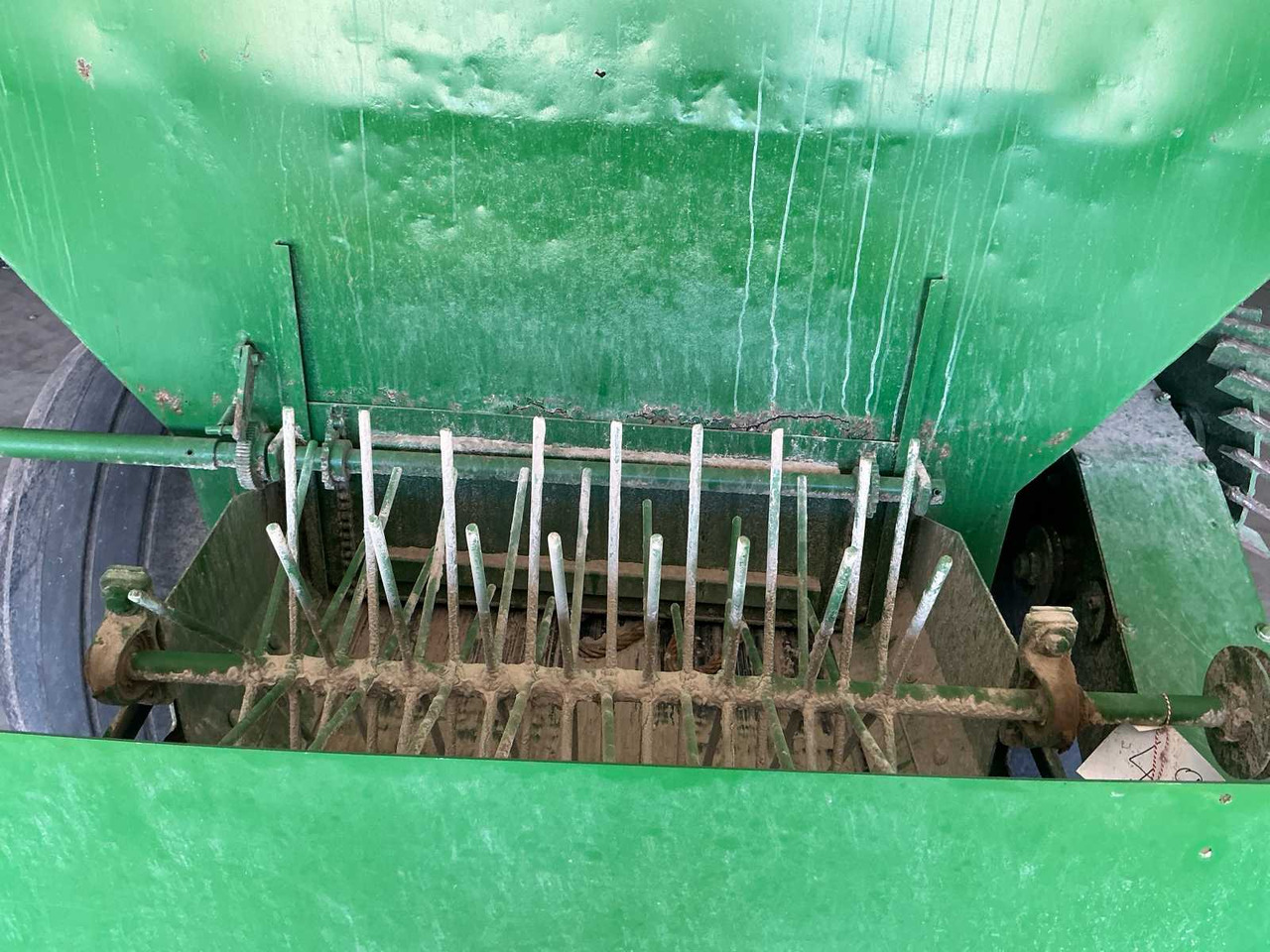 Kuxman K8000 - Esparcidor de fertilizantes: foto 3 Kuxman K8000 - Esparcidor de fertilizantes: foto 3