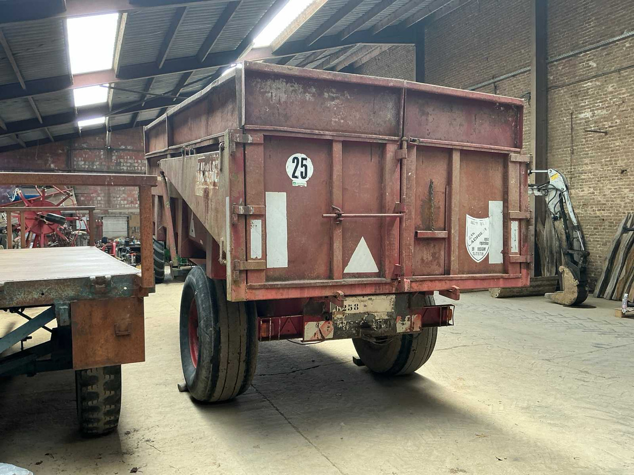 MAM BM10 - Remolque volquete agrícola: foto 2 MAM BM10 - Remolque volquete agrícola: foto 2