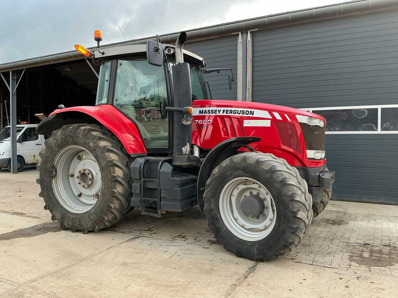 Massey Ferguson 7620 - Tractor: foto 4 Massey Ferguson 7620 - Tractor: foto 4