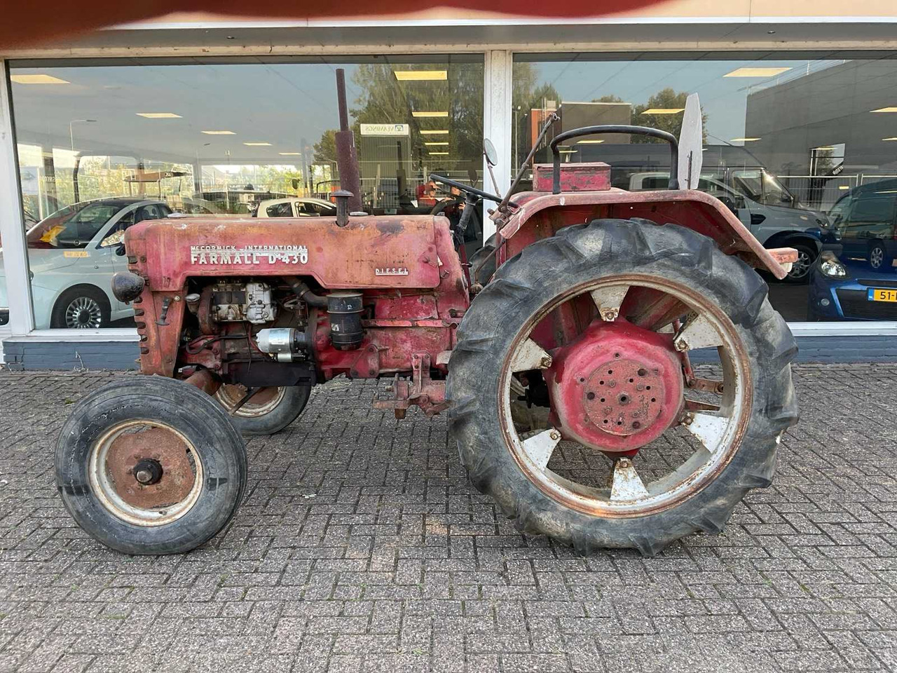 Mc Cormick International Farmall D-430 - Tractor: foto 2 Mc Cormick International Farmall D-430 - Tractor: foto 2