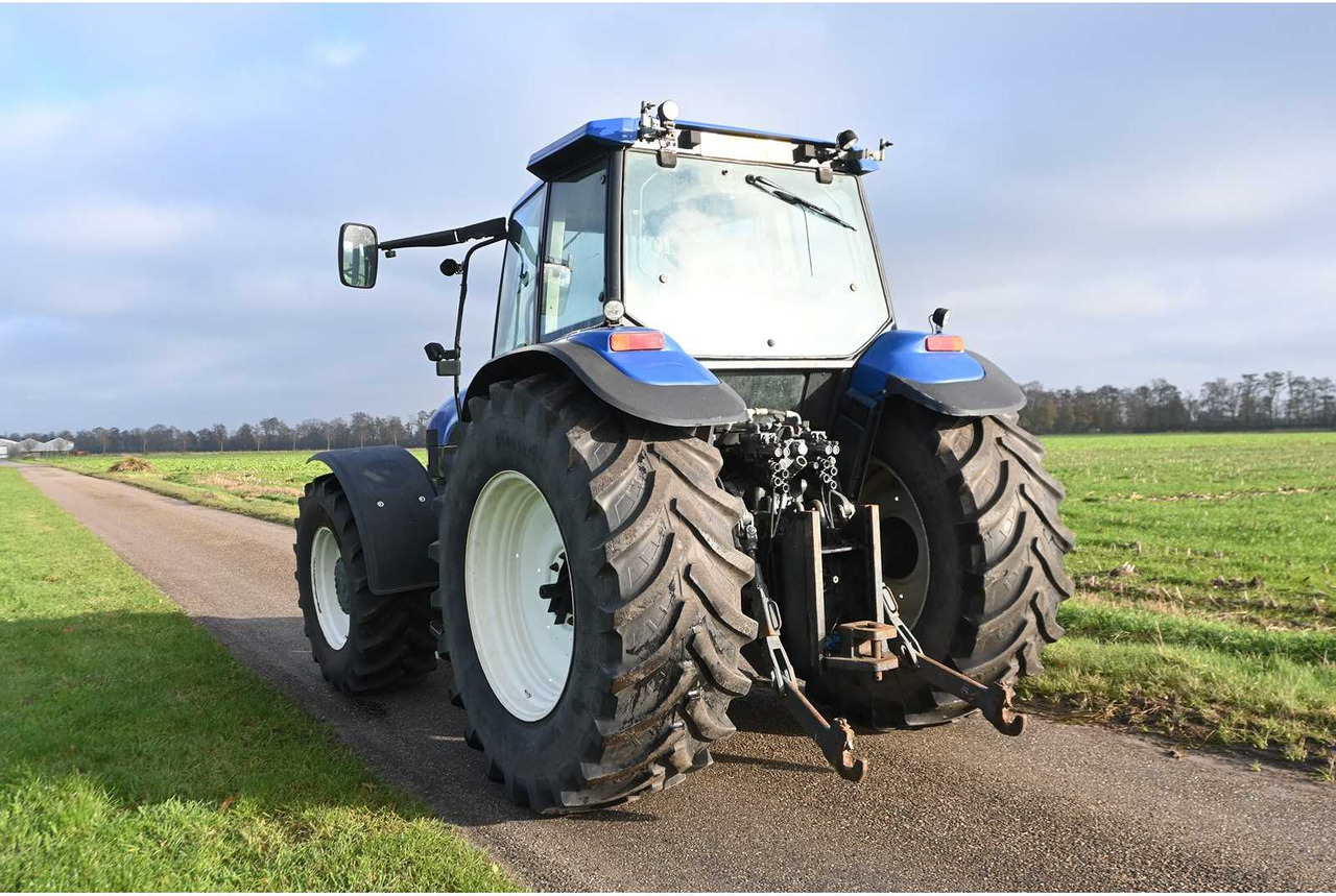 Tractor NEW HOLLAND - 1998 - TM135 - ALL-WHEEL DRIVE FARM TRACTOR: foto 6