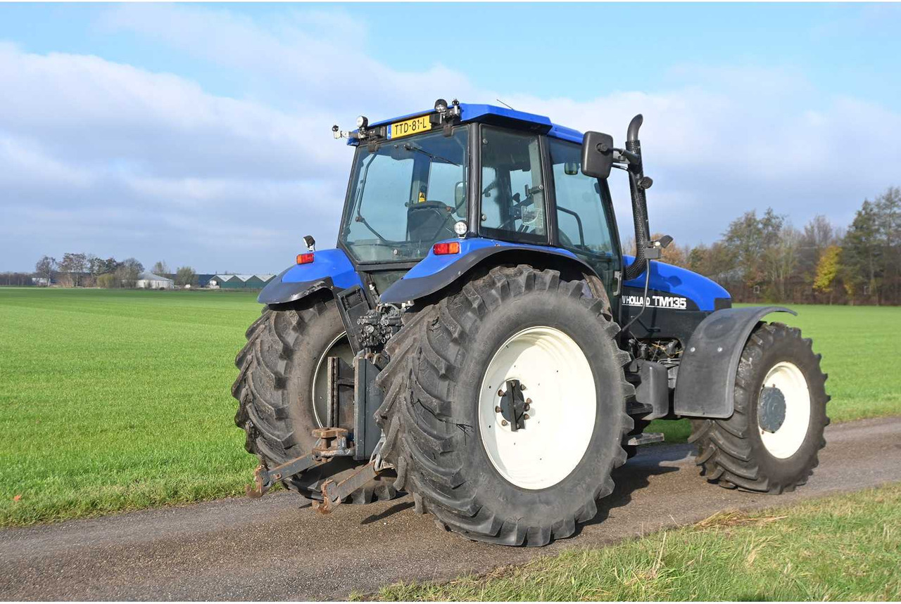 Tractor NEW HOLLAND - 1998 - TM135 - ALL-WHEEL DRIVE FARM TRACTOR: foto 8