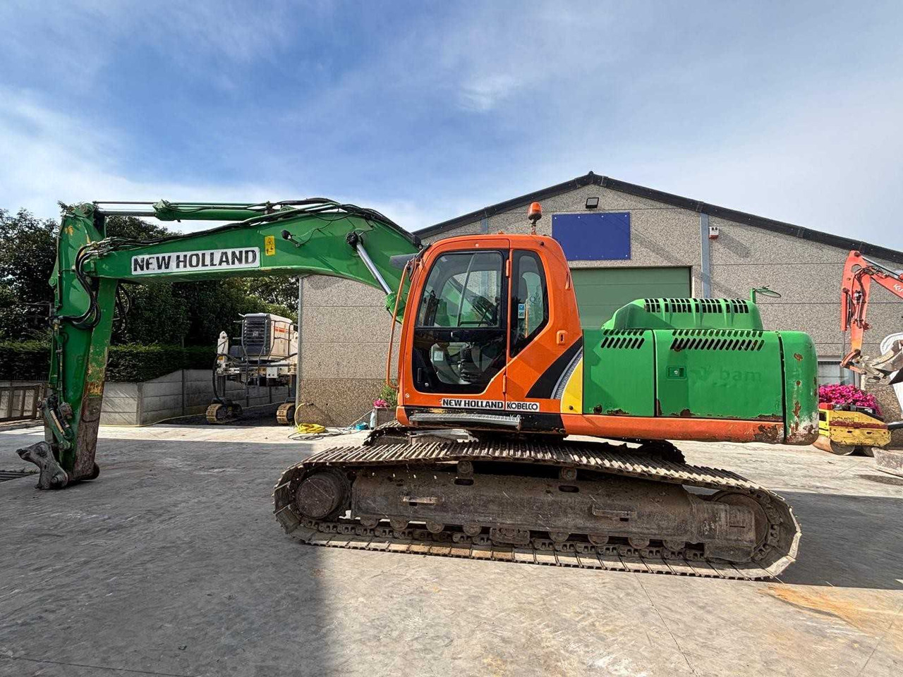 New Holland E265 - Excavadora de cadenas: foto 1 New Holland E265 - Excavadora de cadenas: foto 1