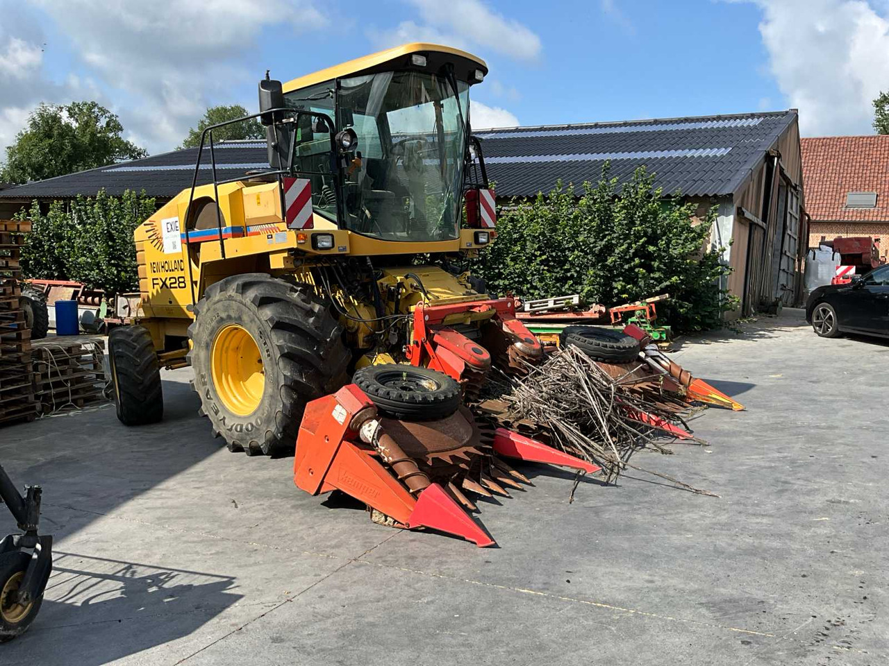 New Holland FX28 - Tractor: foto 3 New Holland FX28 - Tractor: foto 3