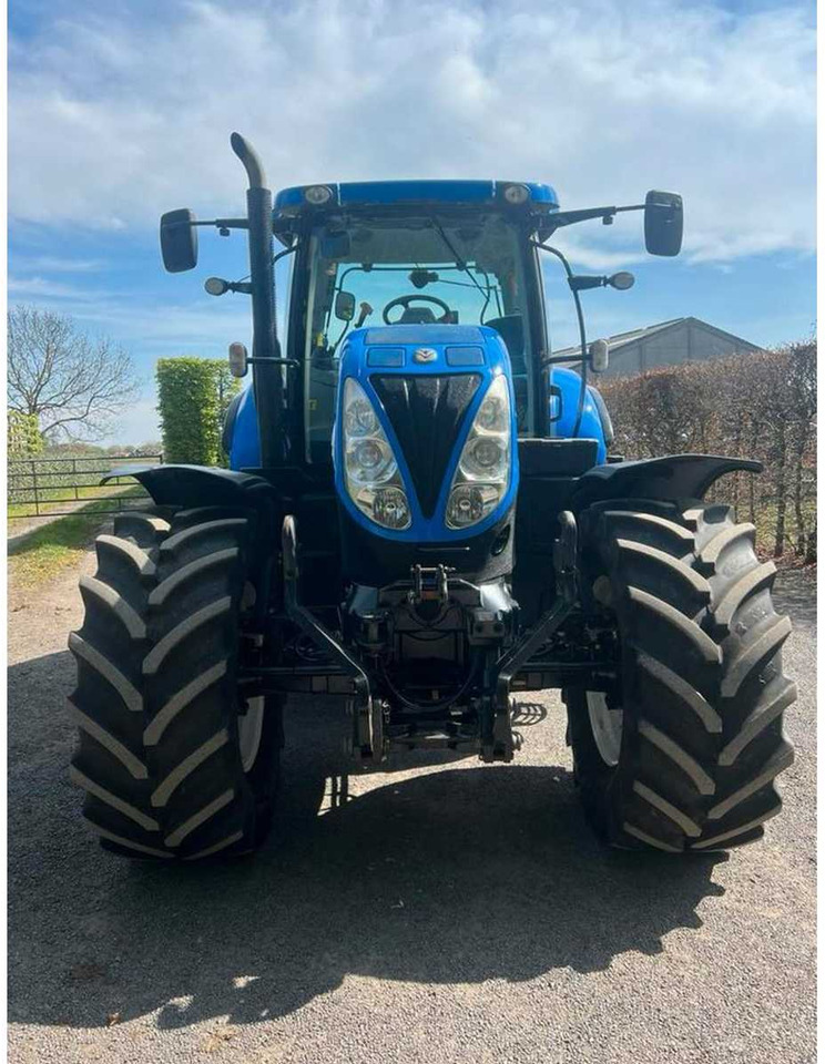 New Holland T7.200 - Tractor: foto 3 New Holland T7.200 - Tractor: foto 3
