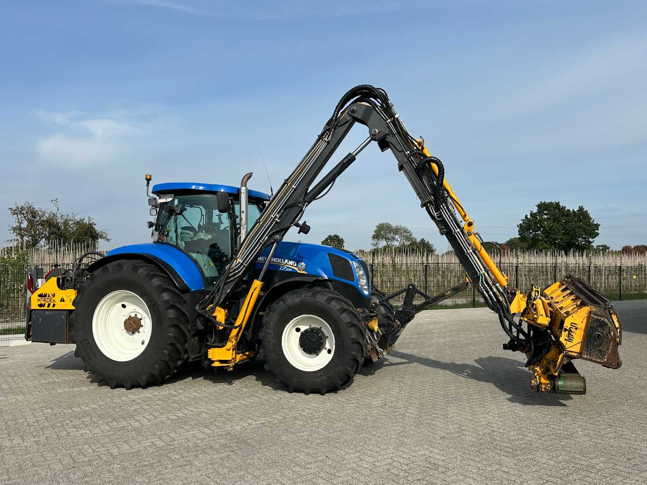 New Holland T7.210 - Tractor: foto 2 New Holland T7.210 - Tractor: foto 2