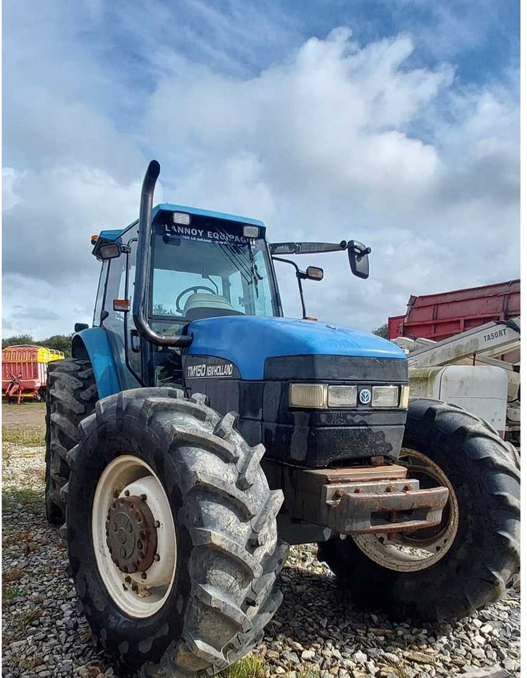 New Holland TM150 - Tractor: foto 5 New Holland TM150 - Tractor: foto 5